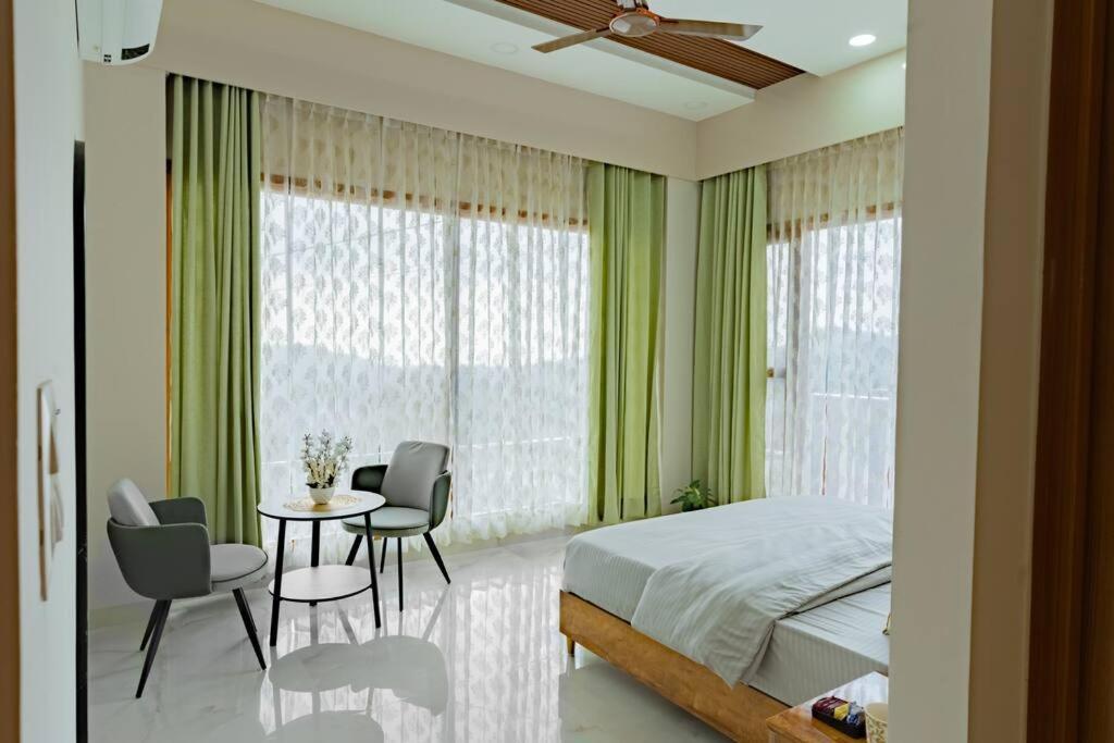 The Sage Villa - Luxury Homestay In Dehradun Extérieur photo
